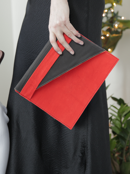 City Classic Clutch, Road Rage Red