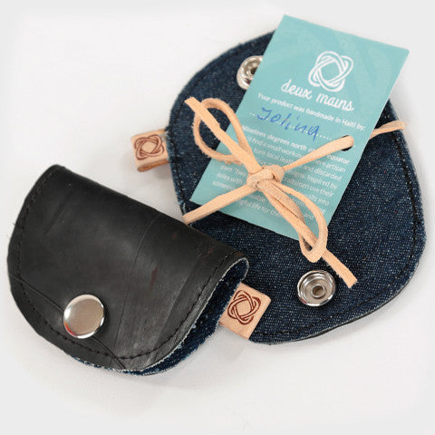 Bèl Mizik Earbud Holder